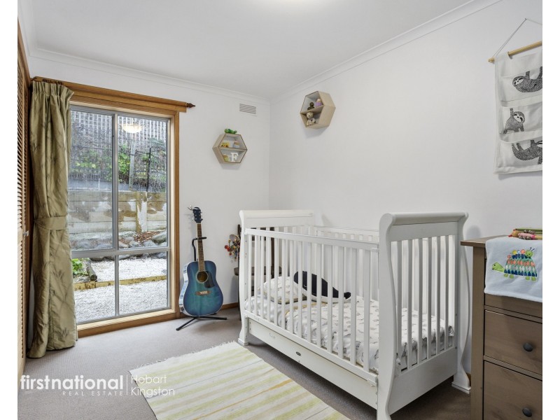 1/32 Pearl Place, Blackmans Bay TAS 7052