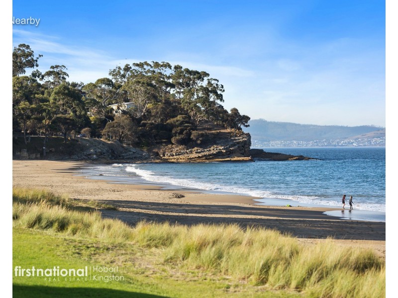1/32 Pearl Place, Blackmans Bay TAS 7052