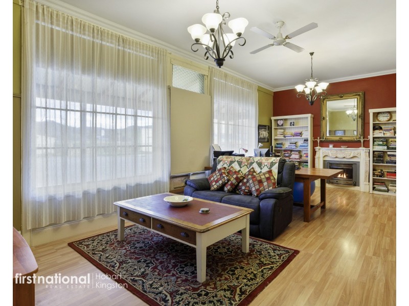 131 Main Street, Kempton TAS 7030