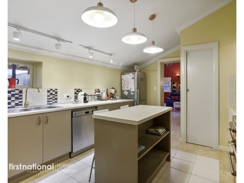 131 Main Street, Kempton TAS 7030