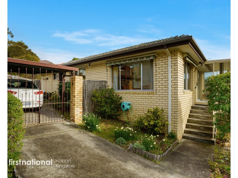 1/14 Suncoast Drive, Blackmans Bay TAS 7052