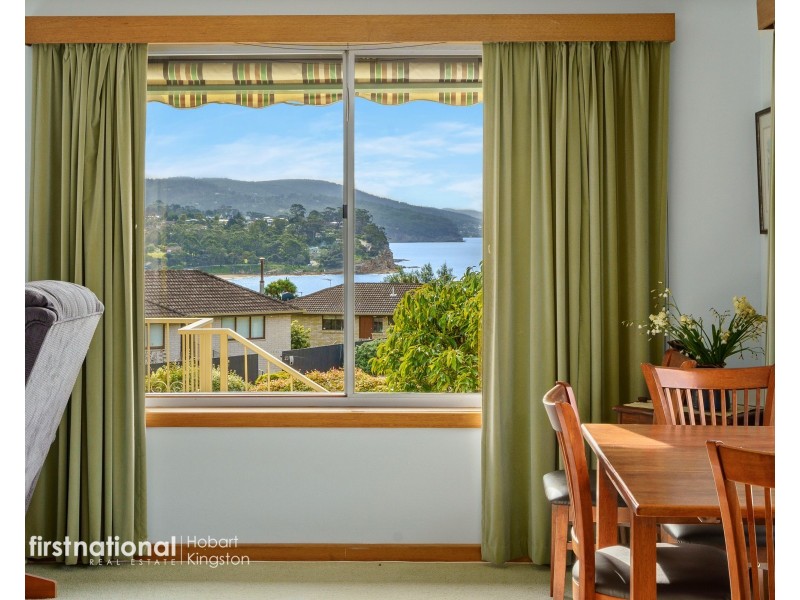 1/14 Suncoast Drive, Blackmans Bay TAS 7052