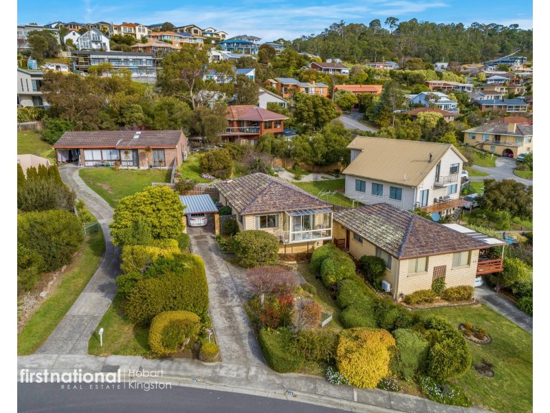 1/14 Suncoast Drive, Blackmans Bay TAS 7052