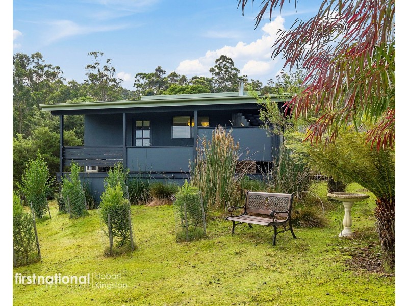 911 Coolangatta Road, Lunawanna TAS 7150