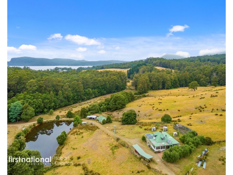 120 McPhersons Road, Adventure Bay TAS 7150