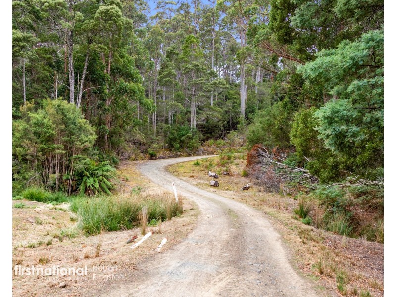 120 McPhersons Road, Adventure Bay TAS 7150