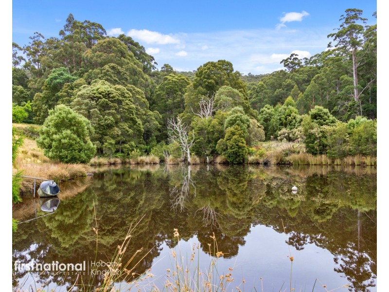 120 McPhersons Road, Adventure Bay TAS 7150