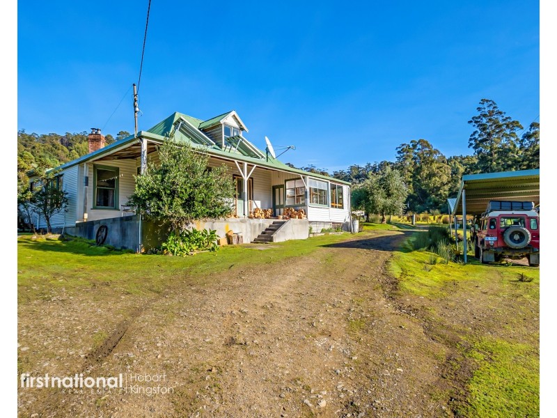 120 McPhersons Road, Adventure Bay TAS 7150