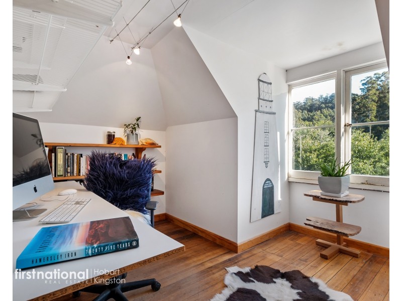 120 McPhersons Road, Adventure Bay TAS 7150
