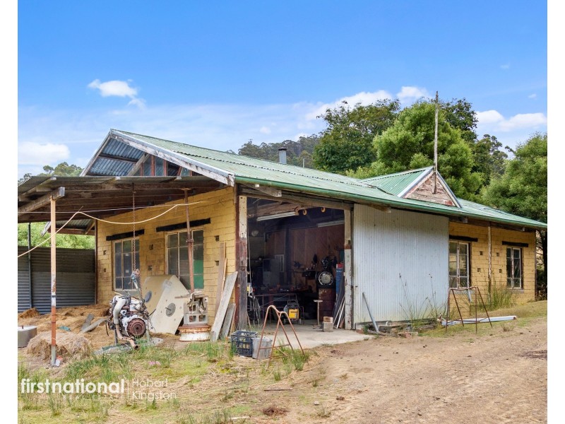 120 McPhersons Road, Adventure Bay TAS 7150