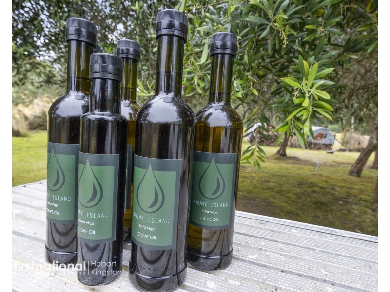 120 McPhersons Road, Adventure Bay TAS 7150