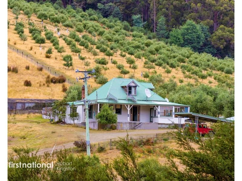 120 McPhersons Road, Adventure Bay TAS 7150