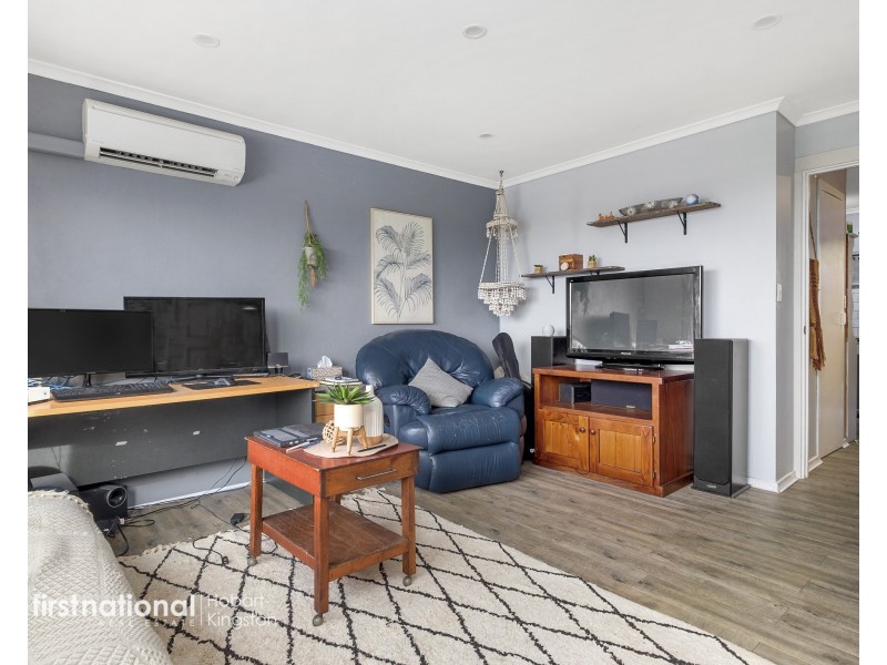 2/8 Opal Drive, Blackmans Bay TAS 7052