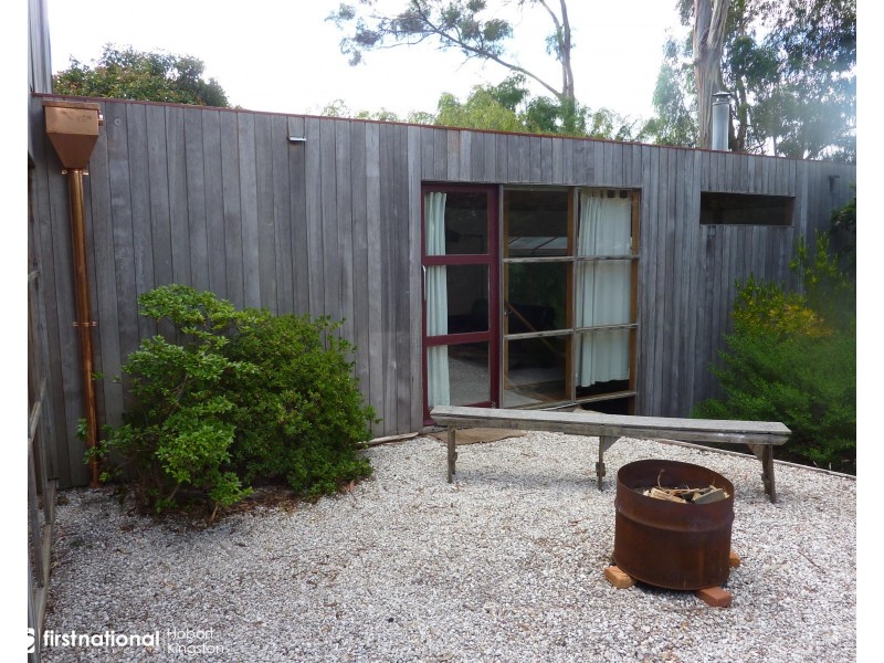 19 Tarana Road, Blackmans Bay TAS 7052