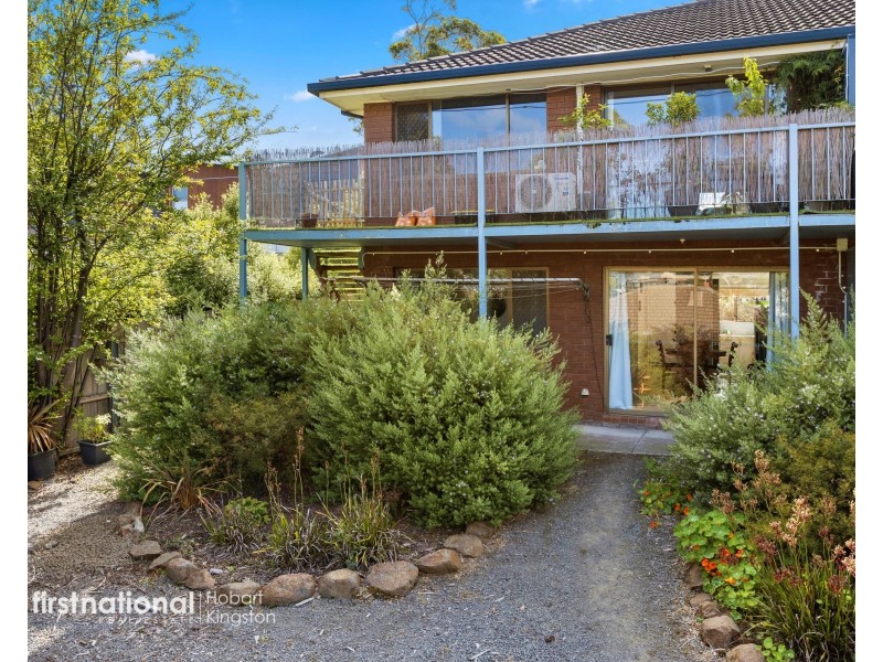 2/9 Browns Road, Kingston TAS 7050