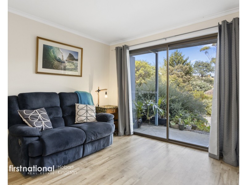 2/9 Browns Road, Kingston TAS 7050