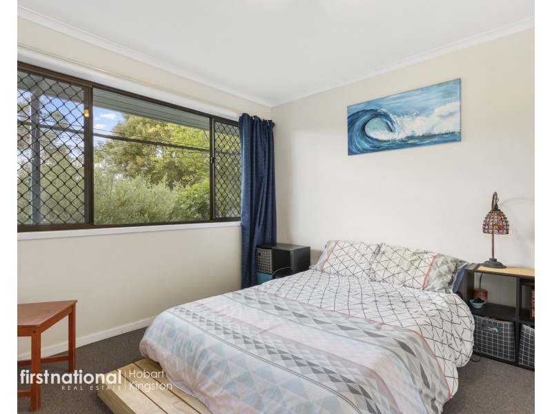 2/9 Browns Road, Kingston TAS 7050