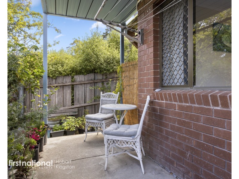 2/9 Browns Road, Kingston TAS 7050