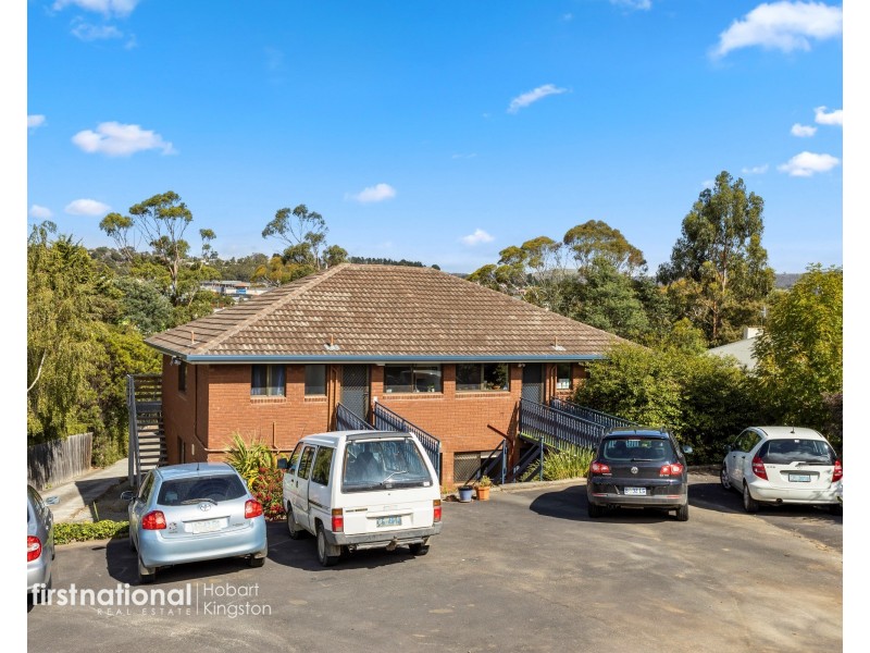 2/9 Browns Road, Kingston TAS 7050