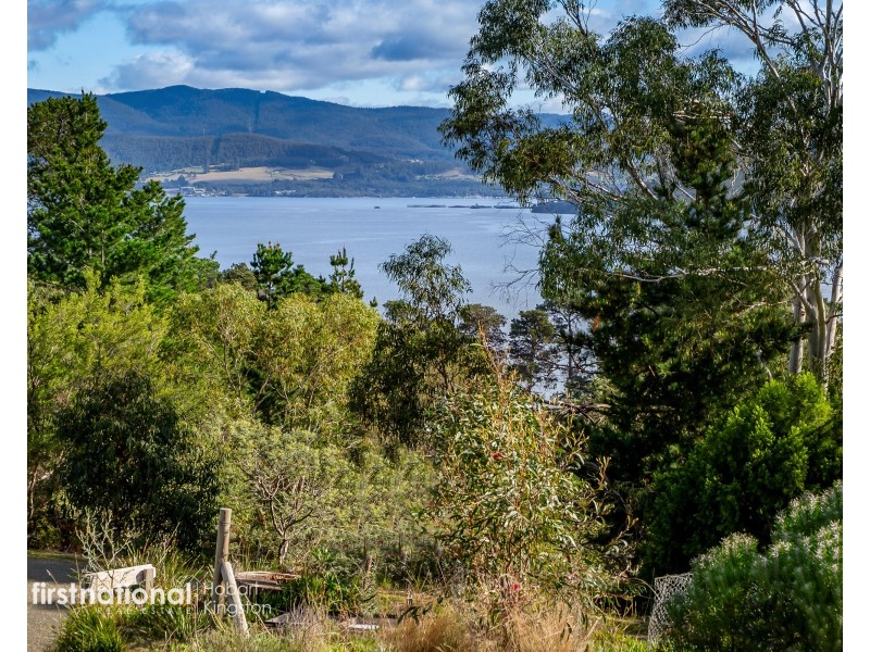 53 Bruny Island Main Road, Dennes Point TAS 7150