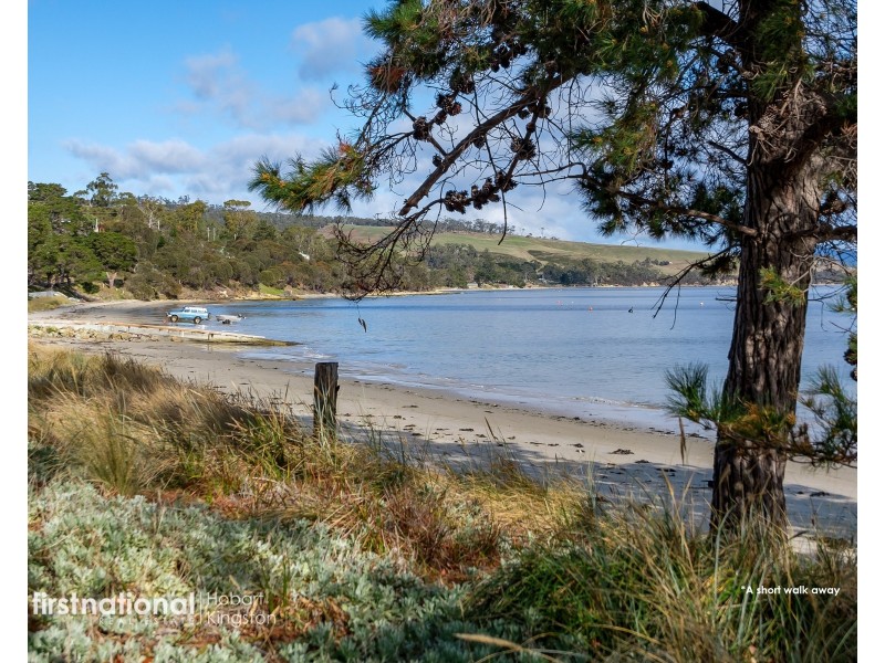 53 Bruny Island Main Road, Dennes Point TAS 7150