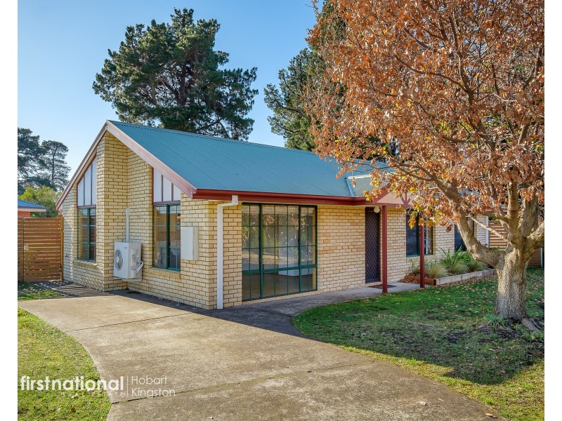 11 Carrington Drive, Margate TAS 7054
