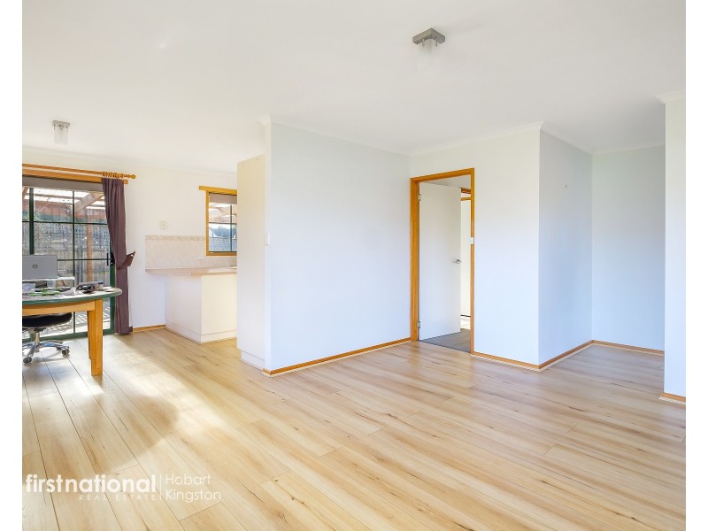 11 Carrington Drive, Margate TAS 7054