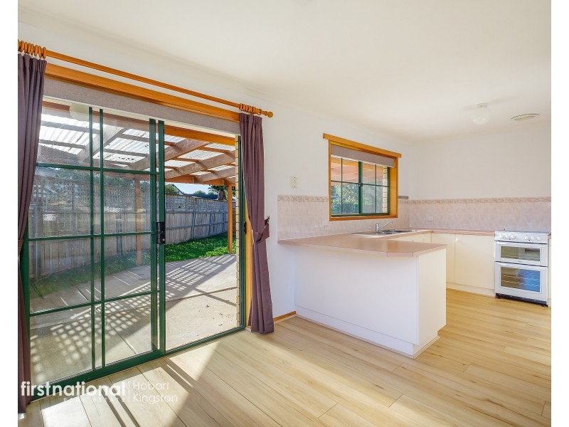 11 Carrington Drive, Margate TAS 7054