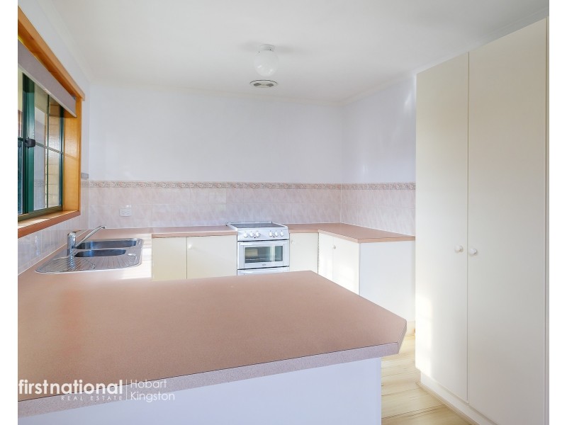 11 Carrington Drive, Margate TAS 7054