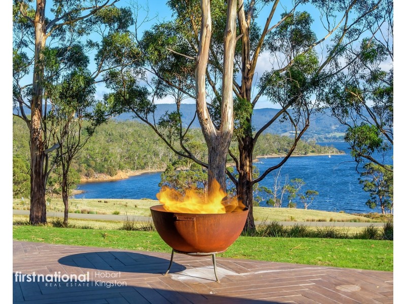 2 D’Entrecasteaux Drive, North Bruny TAS 7150