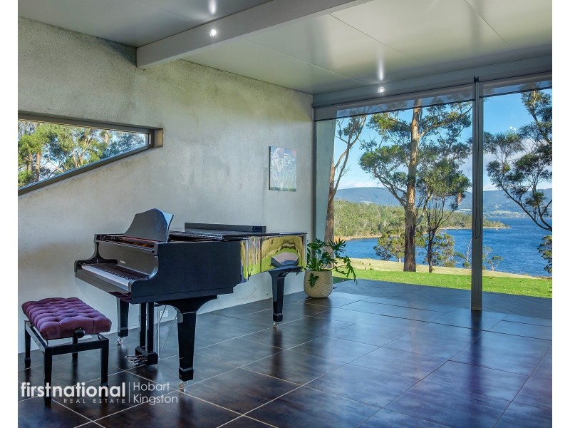 2 D’Entrecasteaux Drive, North Bruny TAS 7150