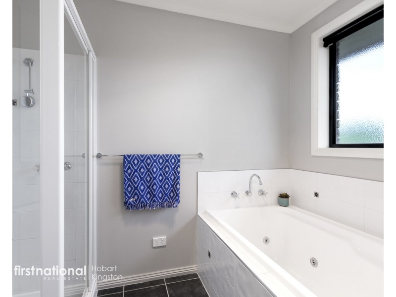 36 Freesia Crescent, Kingston TAS 7050