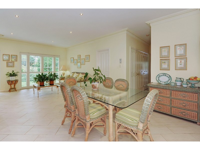 8 BANGALLA STREET, Warrawee NSW 2074