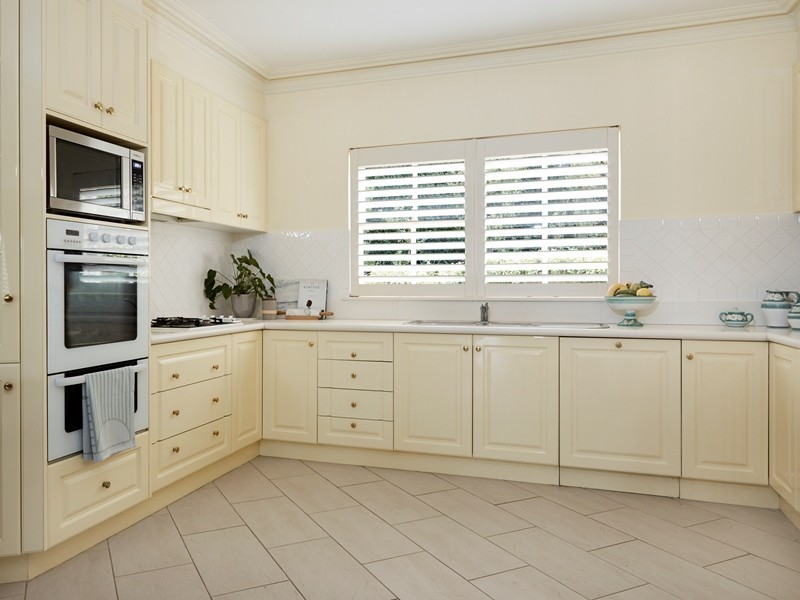 8 BANGALLA STREET, Warrawee NSW 2074