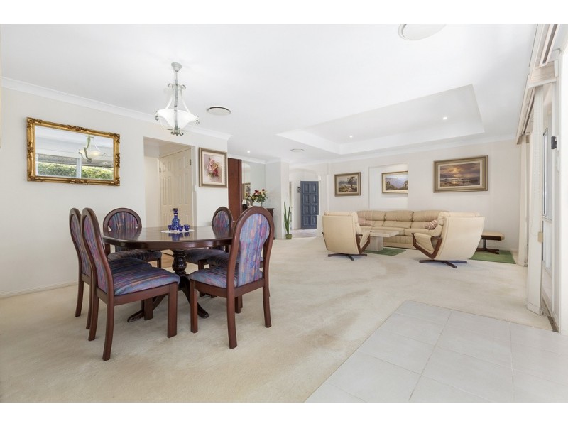 22 ROYAL DRIVE, Buderim QLD 4556