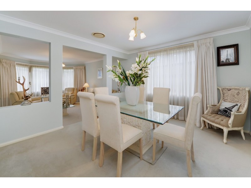 12 Streamdale Grove, Warriewood NSW 2102