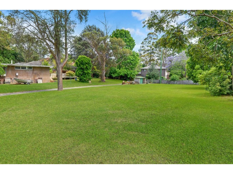 37 EDGEWORTH DAVID AVENUE, Waitara NSW 2077