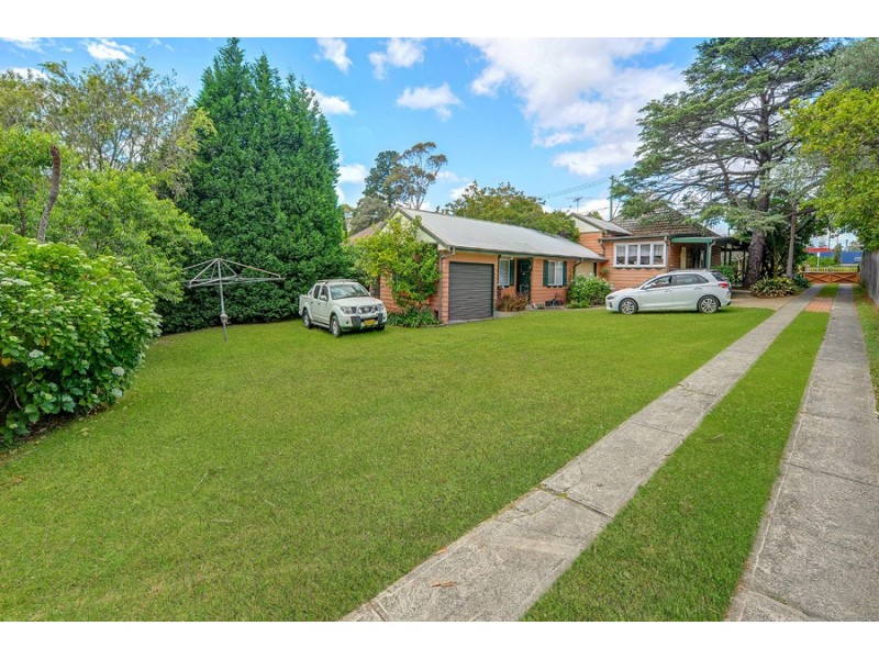 37 EDGEWORTH DAVID AVENUE, Waitara NSW 2077