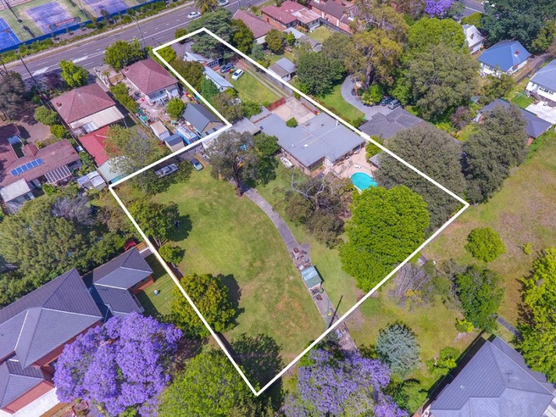 37 EDGEWORTH DAVID AVENUE, Waitara NSW 2077