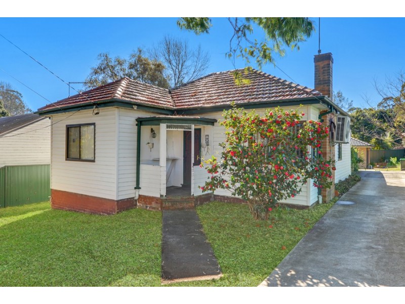 2 Adamson Avenue, Thornleigh NSW 2120