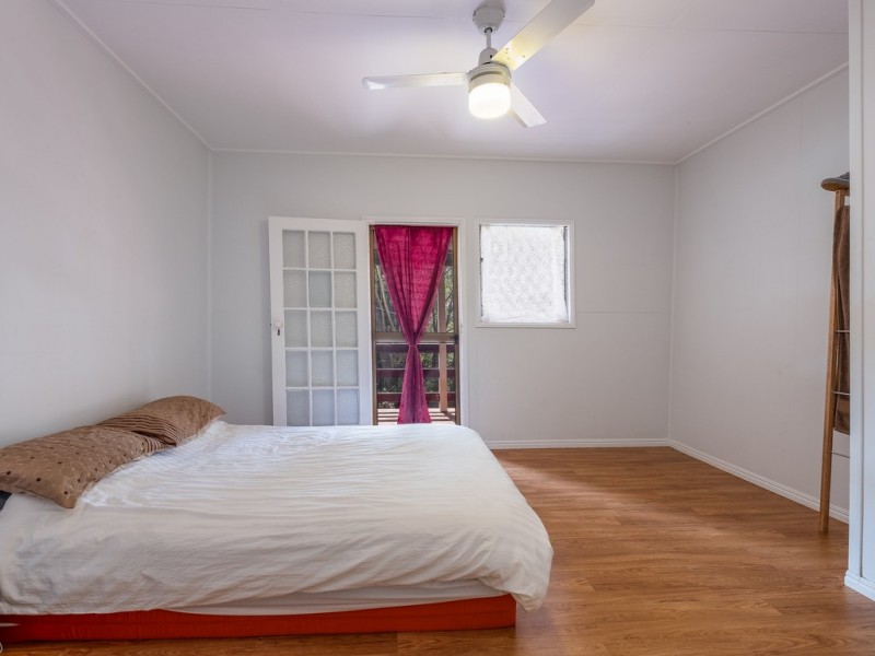 874 McIntosh Creek Road, Calico Creek QLD 4570