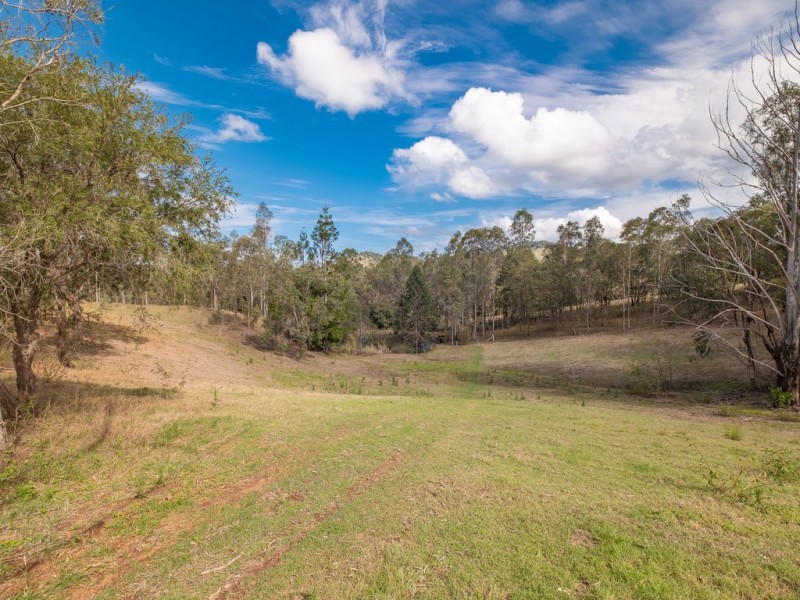 874 McIntosh Creek Road, Calico Creek QLD 4570