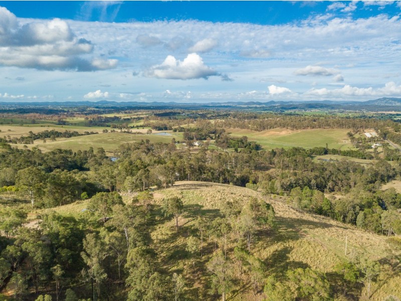 874 McIntosh Creek Road, Calico Creek QLD 4570