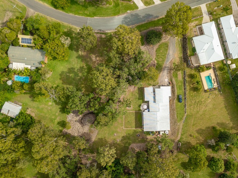 6 Rocklea Drive, Southside QLD 4570