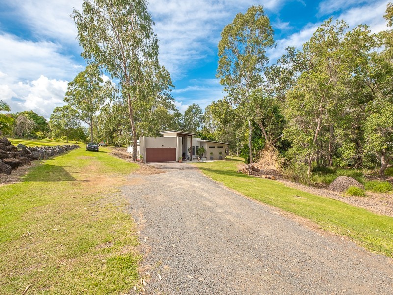 6 Rocklea Drive, Southside QLD 4570