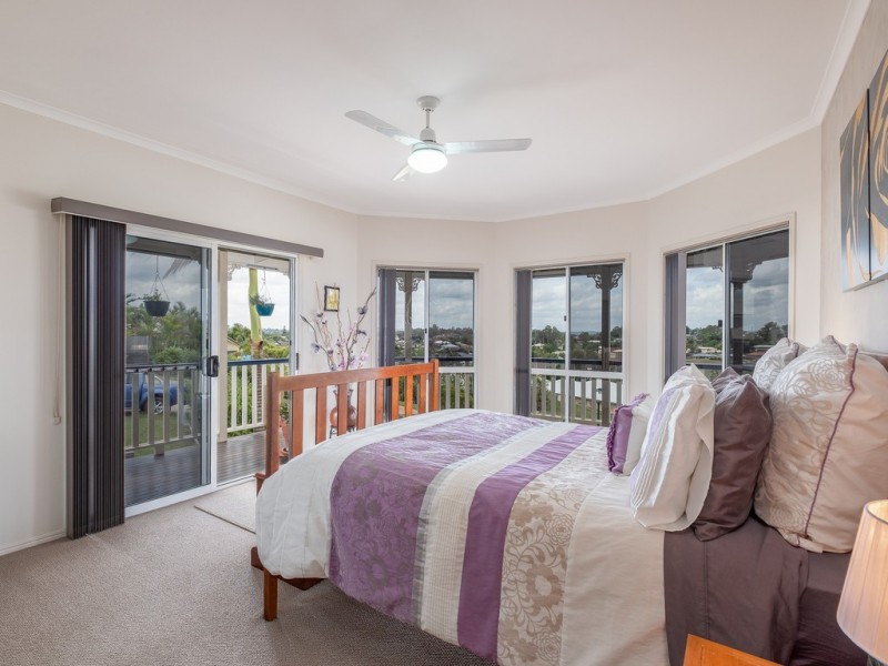 3 Oxley Court, Southside QLD 4570