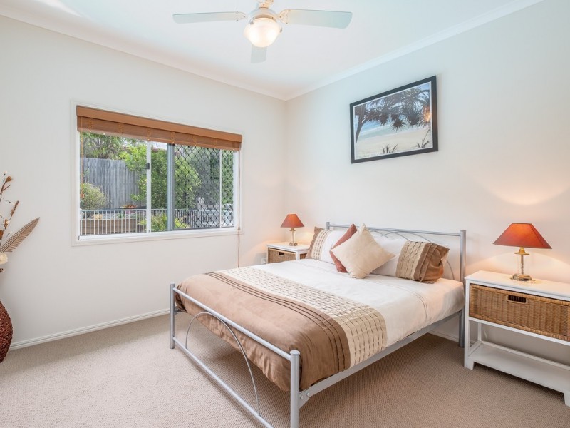 3 Oxley Court, Southside QLD 4570