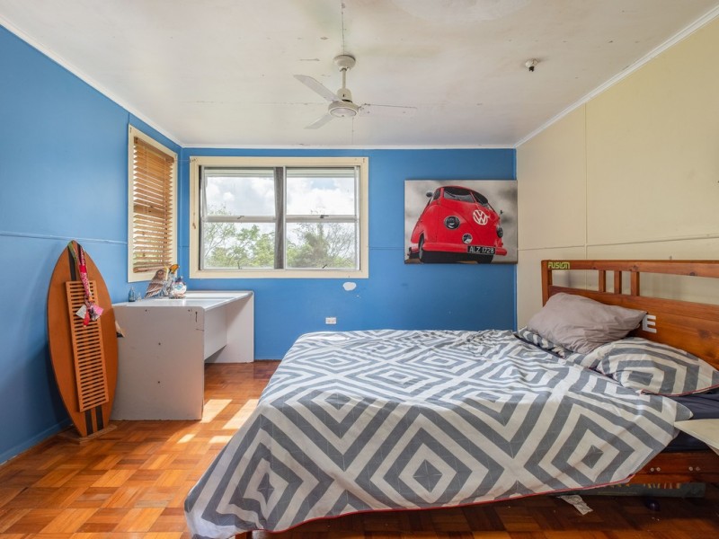 41 Watson Road, Southside QLD 4570