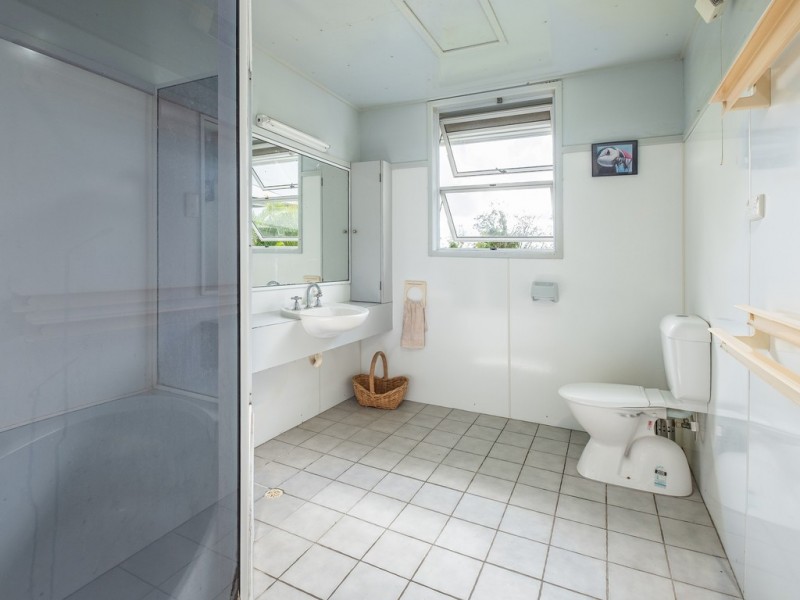 41 Watson Road, Southside QLD 4570