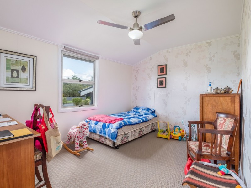 41 Watson Road, Southside QLD 4570